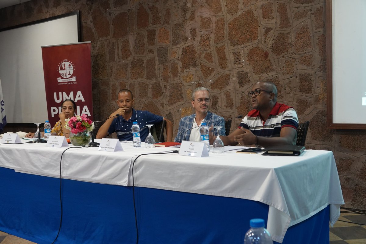 Literatura e Inclusao - Mesa redonda2_DSC05982