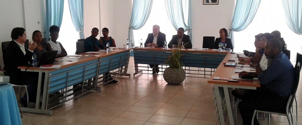 Reunião para a criação da Rede das Cidades Educadoras de Cabo Verde