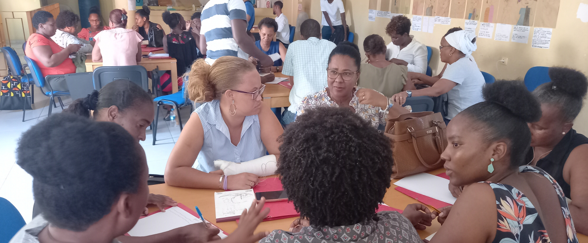 Construir Futuros de Educação organiza encontros mensais de planificação