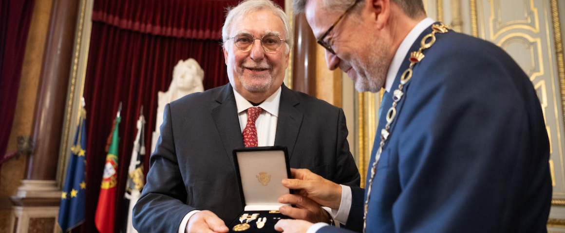 Secretário-geral cessante da UCCLA homenageado com a Medalha Municipal de Mérito