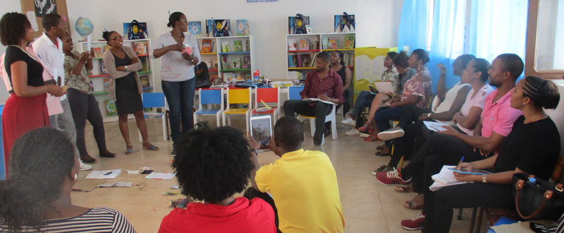 Ação de formação para a dinamização de bibliotecas escolares