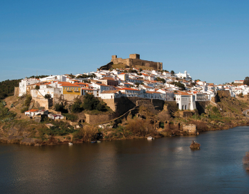 Mértola distinguida com a bandeira "Autarquia + Familiarmente Responsável"