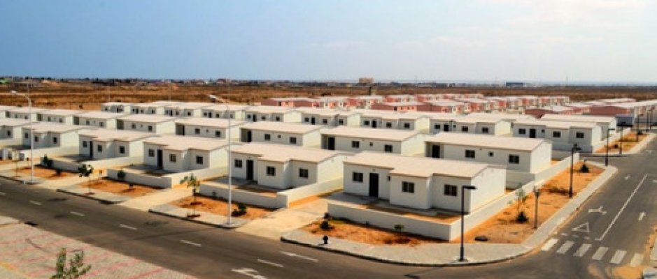 Construção de novas habitações para realojar famílias no Icolo e Bengo