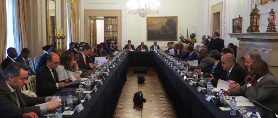 Assembleia Geral da UCCLA na cidade do Porto