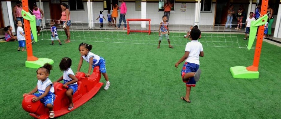 Salvador inaugura Centro de Educação Infantil
