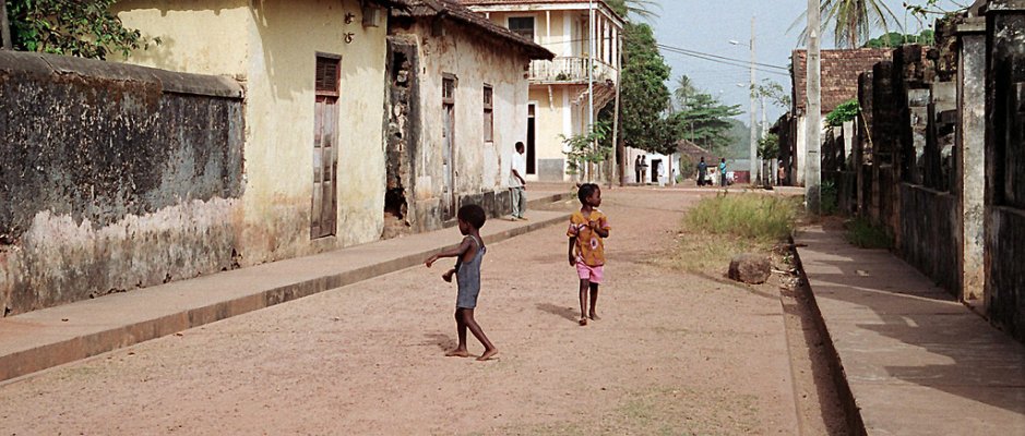 Fundação procura famílias em Portugal para acolher crianças guineenses 