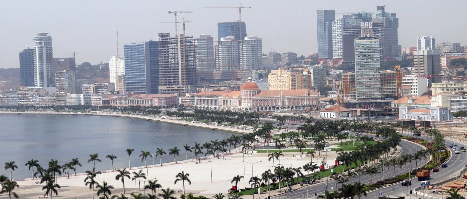 Assembleia Geral da UCCLA e Fórum Económico em Luanda