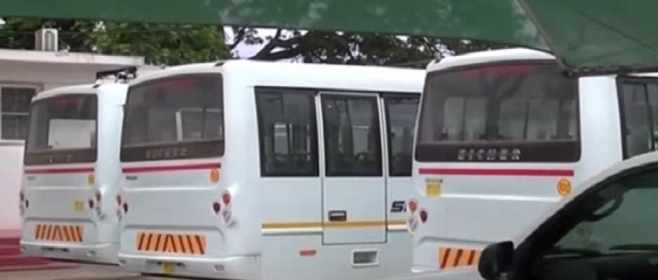 Mais transportes públicos em Nampula