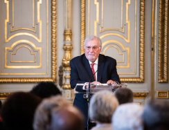 Secretário-geral cessante da UCCLA homenageado com a Medalha Municipal de Mérito