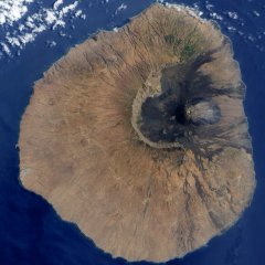 Apoio à população afetada pela erupção vulcânica na Ilha do Fogo - Comunicado conjunto da Embaixada de Cabo Verde, UCCLA e Câmara de Lisboa
