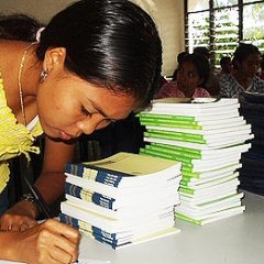 Português na administração dos municípios timorenses 